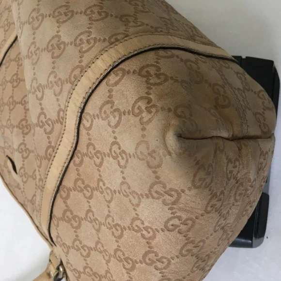 GUCCI Vintage Joy Embossed GG Leather Tote Tan - Picture 5 of 16